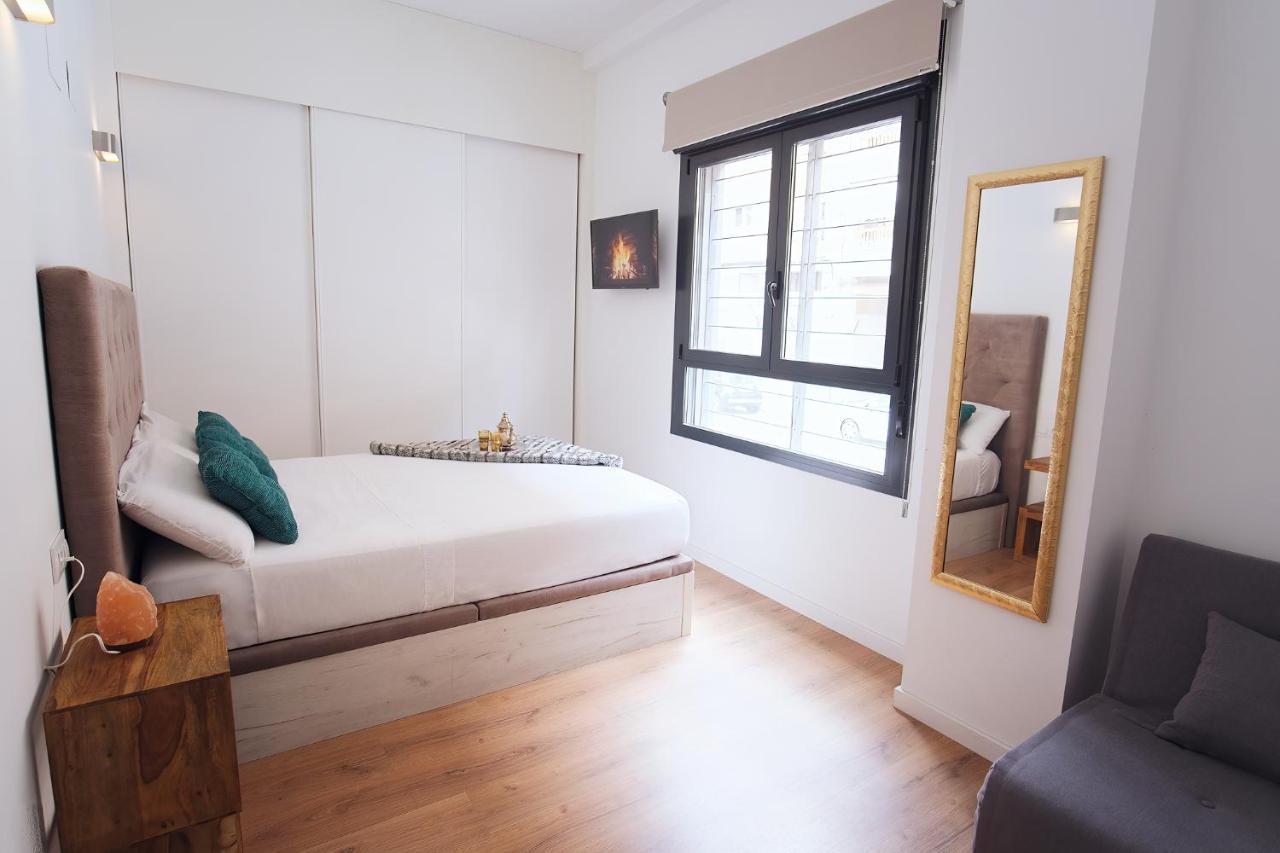 Lujoso Hogar Cerca Del Casco Antiguo De La Ciudad Apartment Valencia Exterior foto